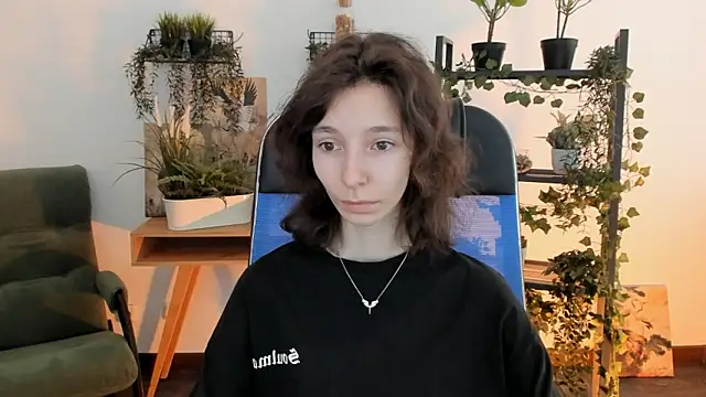 EmmanuellBrown online show from March 15, 2026, 4:19 am