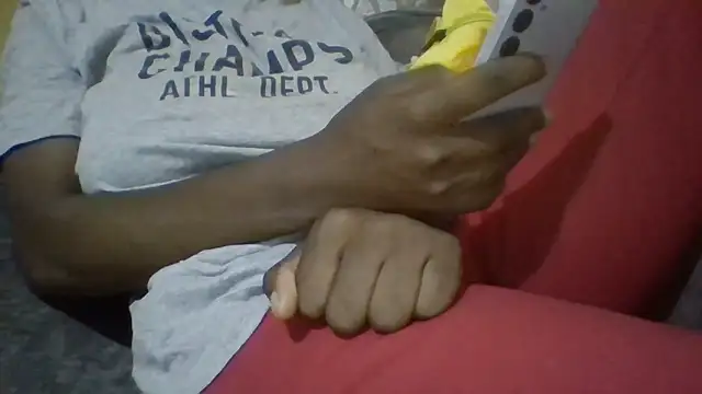 Snapshot of sexyonettt chatting on September 26, 2025, 9:05 am sexyonettt online show from September 26, 2025, 9:05 am