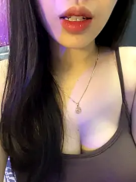 Mon monbaby online show from November 3, 2025, 5:49 pm