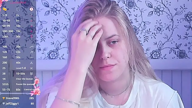 AngelAnty online show from April 6, 2026, 3:13 pm