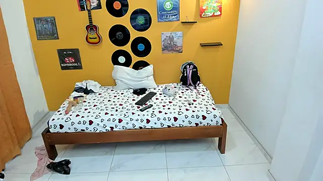 meisevil77 online show from February 7, 2026, 2:41 am