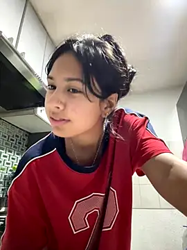 lynn9000 online show from October 27, 2025, 3:29 am