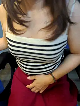 Bee sweet online show from April 3, 2026, 9:54 pm