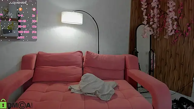 Snapshot of Michele_Greenn chatting on June 15, 2026, 1:06 am Michele Greenn online show from June 15, 2026, 1:06 am