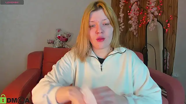 Michele Greenn online show from April 7, 2026, 1:07 am