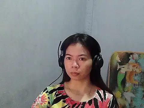 SweetSexyTrixie online show from May 6, 2026, 8:24 pm