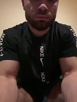 irimiea1729 online show from February 20, 2026, 11:39 pm