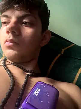 Snapshot of Cos_minn chatting on December 1, 2025, 7:20 am Cos minn online show from December 1, 2025, 7:20 am