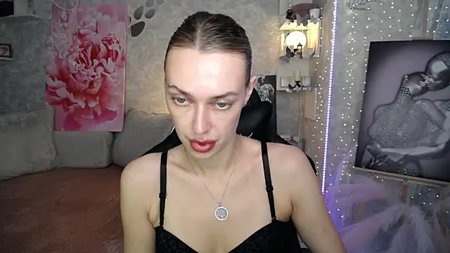 Snapshot of NickyAdamidi chatting on July 21, 2026, 4:08 pm NickyAdamidi online show from July 21, 2026, 4:08 pm