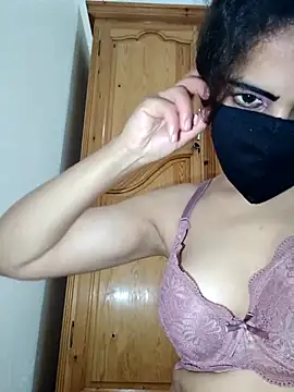 Snapshot of ghadiraa chatting on February 26, 2026, 3:06 am ghadiraa online show from February 26, 2026, 3:06 am