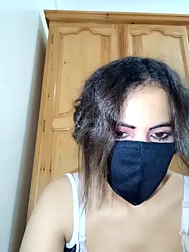 Snapshot of ghadiraa chatting on February 1, 2026, 6:06 pm ghadiraa online show from February 1, 2026, 6:06 pm