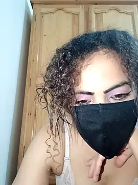 Snapshot of ghadiraa chatting on February 12, 2026, 11:48 pm ghadiraa online show from February 12, 2026, 11:48 pm