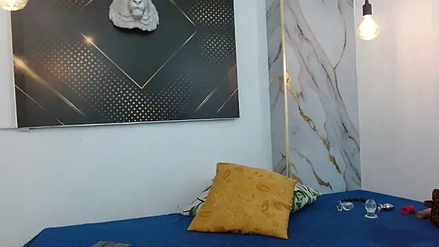 HannaHot 69 online show from February 4, 2026, 12:00 pm