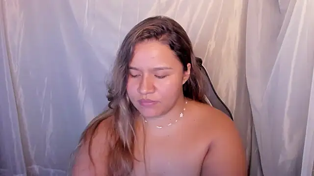 ElaBourn  online show from March 20, 2026, 1:28 am