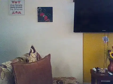 Snapshot of EmmaSplycer02 chatting on May 11, 2026, 7:33 pm EmmaSplycer02 online show from May 11, 2026, 7:33 pm