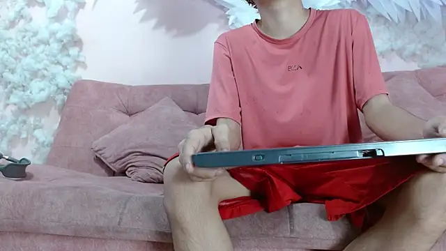 spicy adonhis online show from November 10, 2025, 12:10 pm