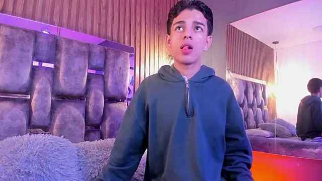 owen  johnson online show from February 15, 2026, 12:04 pm