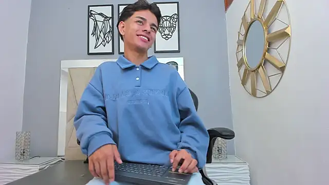 owen  johnson online show from September 10, 2025, 11:42 am