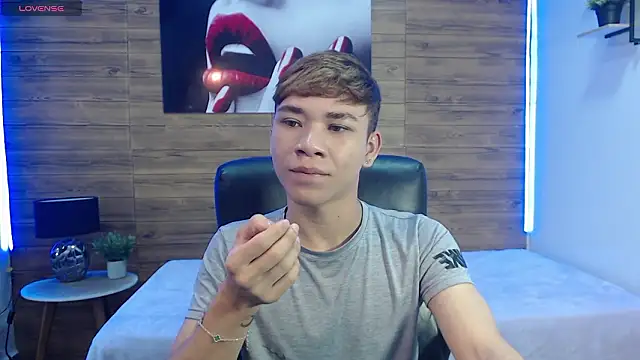 nathanclay online show from February 4, 2026, 3:34 am