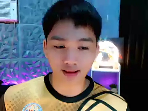 Mister officer69 online show from December 21, 2025, 5:03 pm