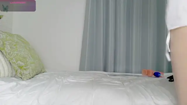 Snapshot of MIZUKI88888 chatting on May 13, 2026, 12:12 pm MIZUKI88888 online show from May 13, 2026, 12:12 pm