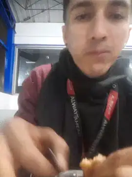 Snapshot of Carlos11123 chatting on October 28, 2025, 7:07 am Carlos11123 online show from October 28, 2025, 7:07 am