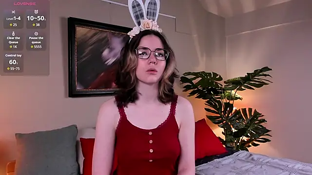 Sunny Teaze online show from April 4, 2026, 11:06 am