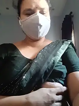 Snapshot of Tamil_Sivani chatting on June 6, 2026, 3:23 am Tamil Sivani online show from June 6, 2026, 3:23 am