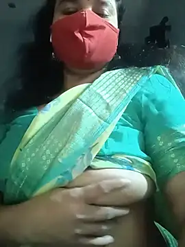 Snapshot of Tamil_Sivani chatting on June 20, 2026, 1:43 am Tamil Sivani online show from June 20, 2026, 1:43 am