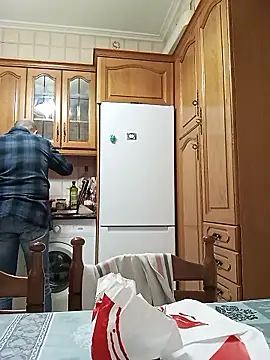 Snapshot of geli45 chatting on January 16, 2026, 10:14 pm geli45 online show from January 16, 2026, 10:14 pm