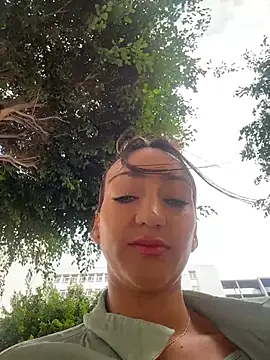 Snapshot of Ninabigtitied chatting on December 16, 2025, 12:42 pm Ninabigtitied online show from December 16, 2025, 12:42 pm