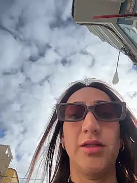 Snapshot of Ninabigtitied chatting on December 21, 2025, 2:19 pm Ninabigtitied online show from December 21, 2025, 2:19 pm