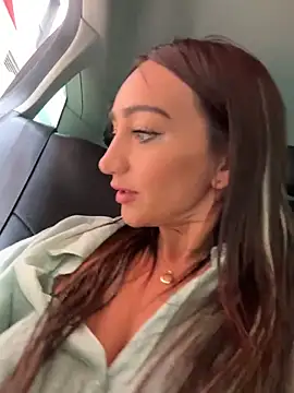 Snapshot of Ninabigtitied chatting on January 11, 2026, 11:06 am Ninabigtitied online show from January 11, 2026, 11:06 am