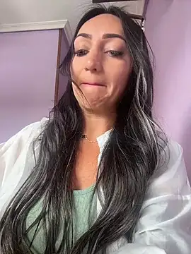 Snapshot of Ninabigtitied chatting on November 5, 2025, 11:46 am Ninabigtitied online show from November 5, 2025, 11:46 am