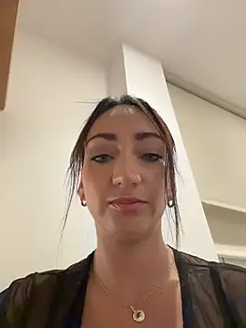 Snapshot of Ninabigtitied chatting on February 2, 2026, 7:29 am Ninabigtitied online show from February 2, 2026, 7:29 am