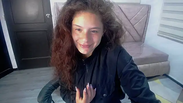 Snapshot of Velvet_Moon_V chatting on October 8, 2025, 1:12 pm Velvet Moon V online show from October 8, 2025, 1:12 pm