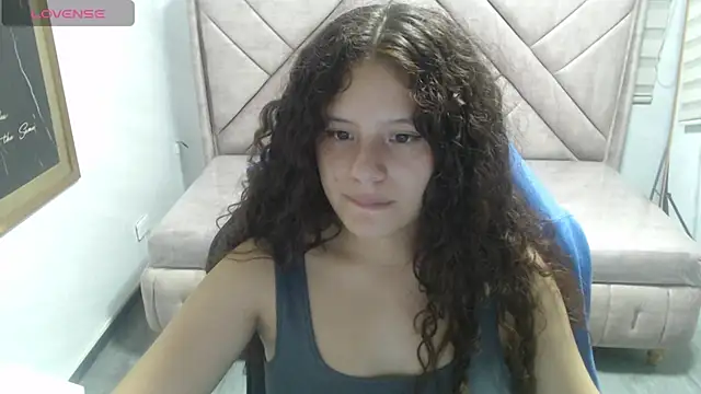 Snapshot of Velvet_Moon_V chatting on February 12, 2026, 7:46 pm Velvet Moon V online show from February 12, 2026, 7:46 pm