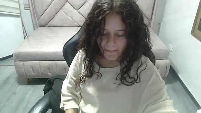 Snapshot of Velvet_Moon_V chatting on February 17, 2026, 8:17 pm Velvet Moon V online show from February 17, 2026, 8:17 pm