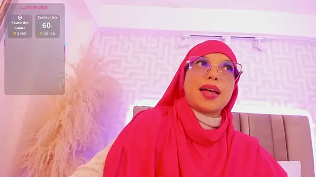 naishaa  online show from March 26, 2026, 6:39 pm