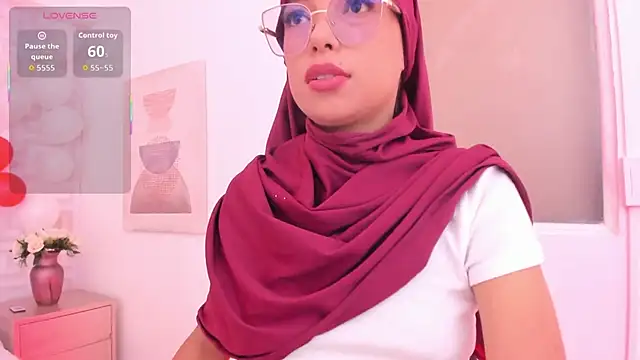 naishaa  online show from February 12, 2026, 7:46 pm