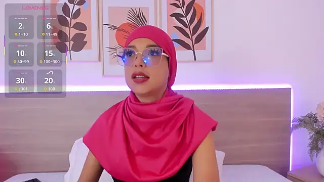 Snapshot of naishaa_ chatting on June 12, 2026, 5:00 pm naishaa online show from June 12, 2026, 5:00 pm