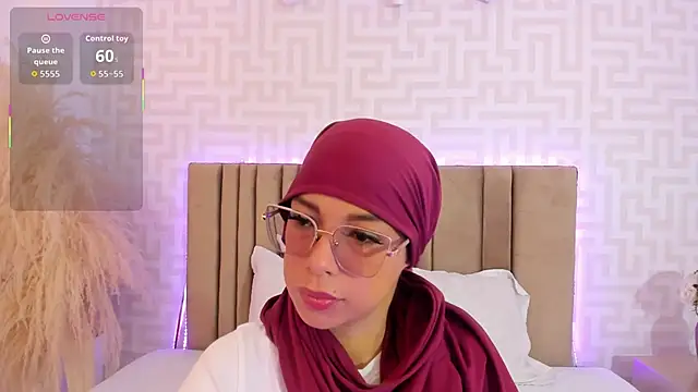 Snapshot of naishaa_ chatting on June 6, 2026, 4:56 pm naishaa online show from June 6, 2026, 4:56 pm