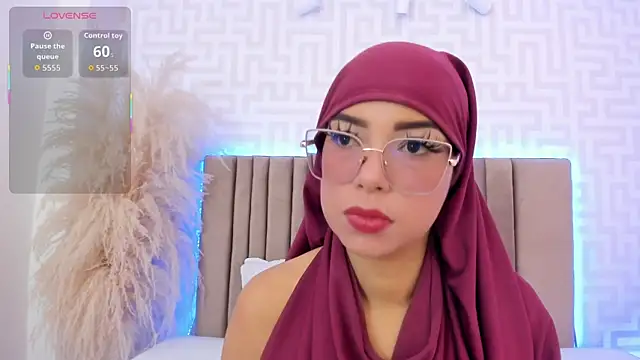 naishaa  online show from July 28, 2026, 7:39 pm