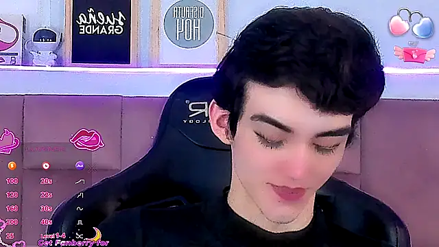 Baby FenixTS online show from January 8, 2026, 11:27 am