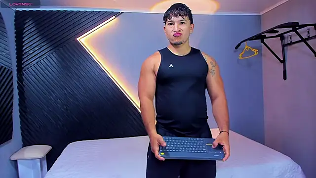 Horny nick18 online show from April 7, 2026, 11:45 am