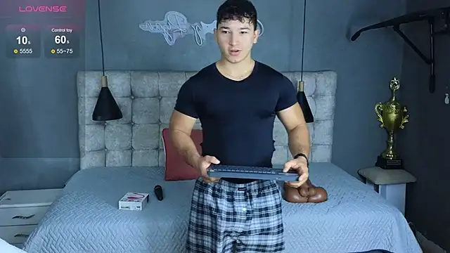 Horny nick18 online show from November 6, 2025, 10:41 am