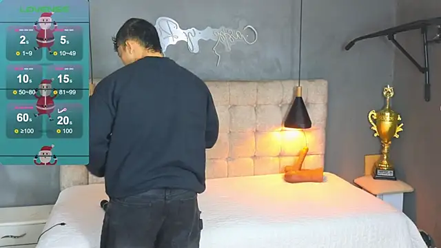 Horny nick18 online show from January 12, 2026, 4:25 pm