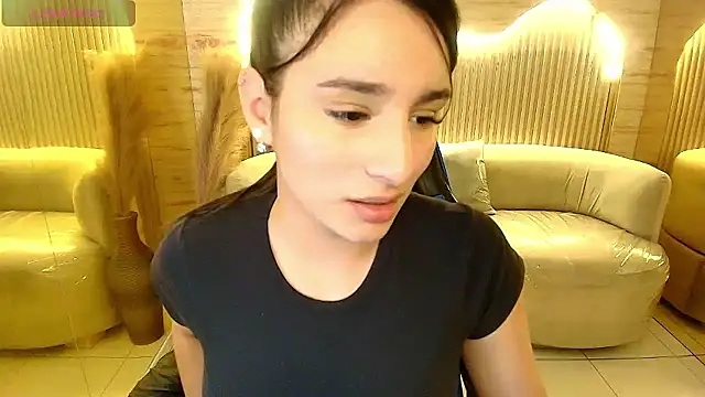 scarlettvixen r online show from January 15, 2026, 7:50 pm