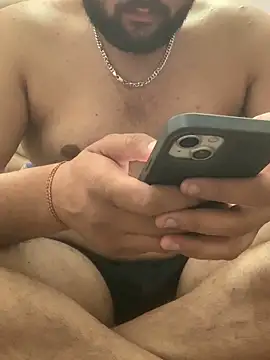 amitsharma7868 online show from March 4, 2026, 4:37 pm