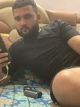 amitsharma7868 online show from April 5, 2026, 4:13 pm